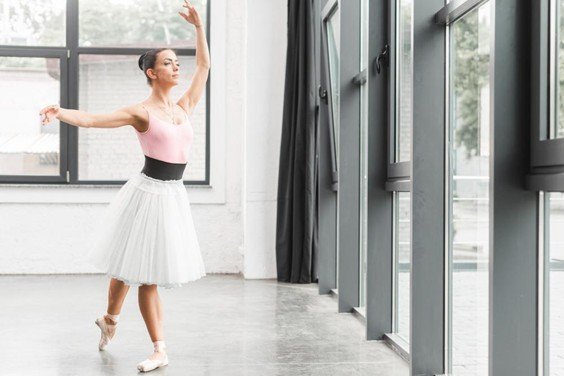 Epoxy Lantai sebagai Fondasi Ruang Gerak di Studio Tari